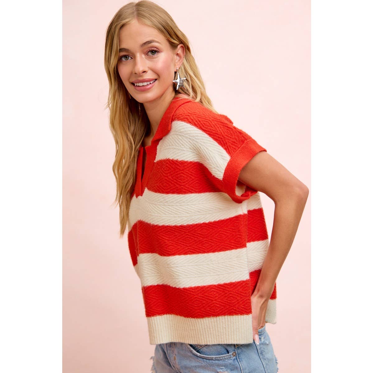BiBi - TEXTURED STRIPE V NECKLINE RELAXED FIT KNIT TOP