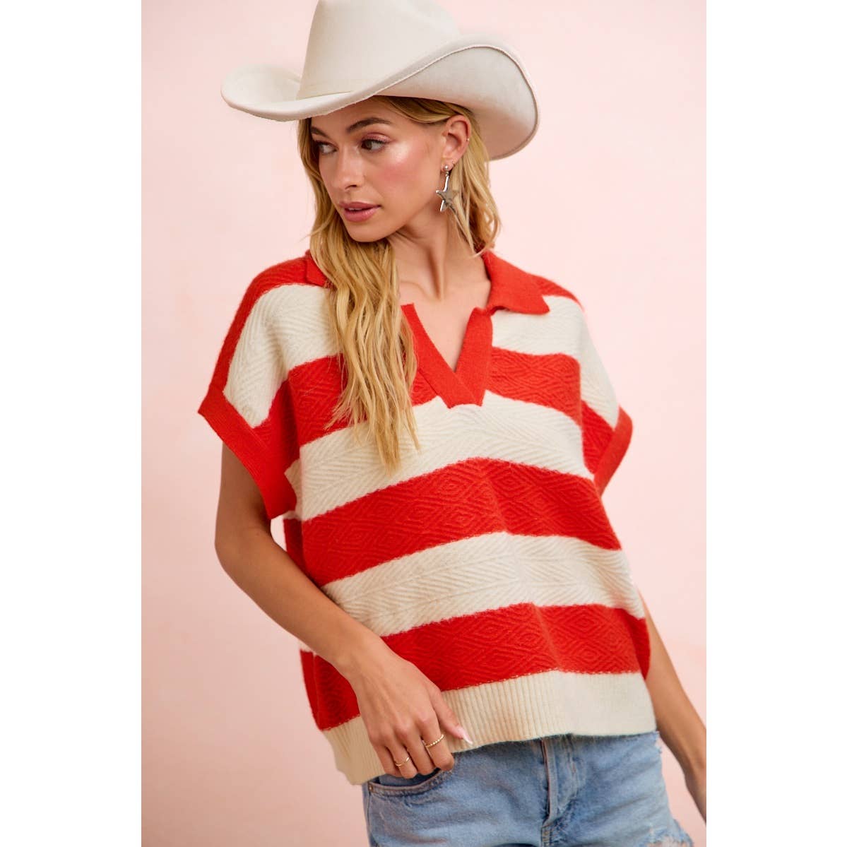 BiBi - TEXTURED STRIPE V NECKLINE RELAXED FIT KNIT TOP