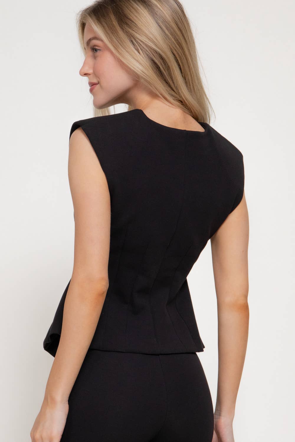 Active Basic | Active USA - V-Neck Knit Vest with Shoulder Pads