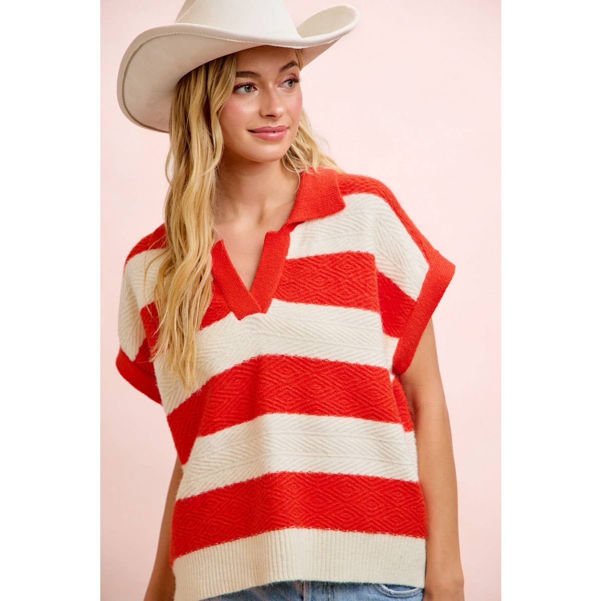 BiBi - TEXTURED STRIPE V NECKLINE RELAXED FIT KNIT TOP