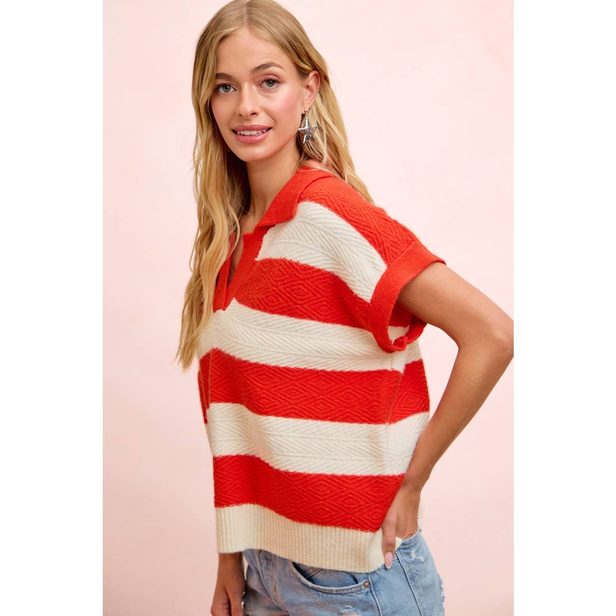 BiBi - TEXTURED STRIPE V NECKLINE RELAXED FIT KNIT TOP